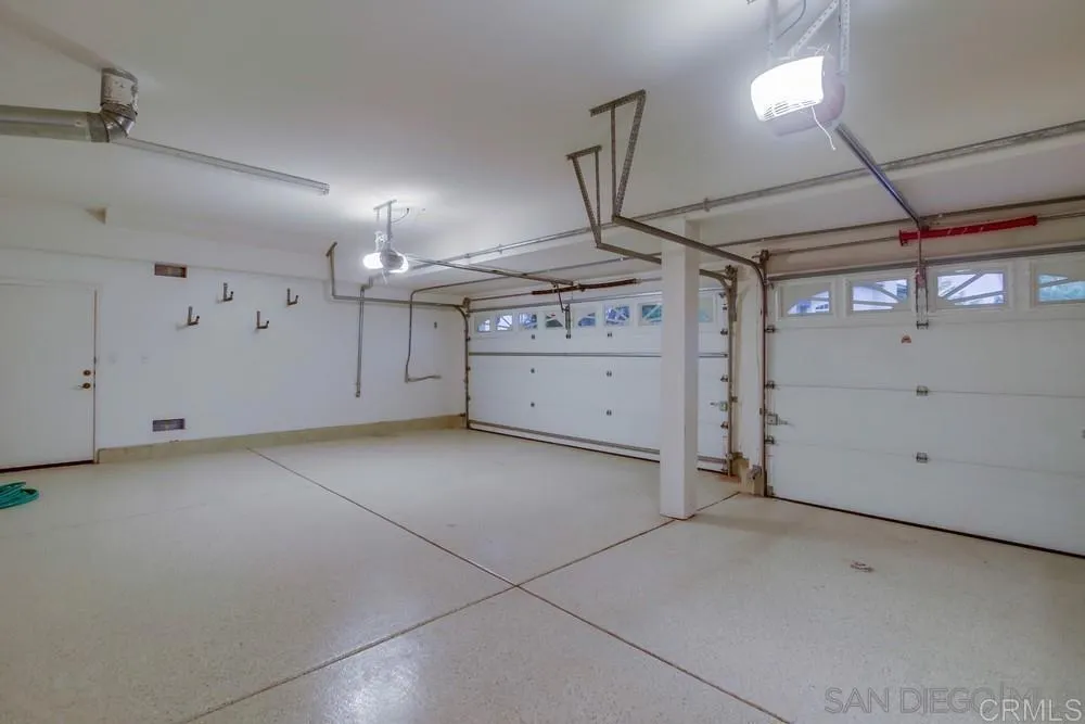 https://cdn.realtyfeed.com/cdn/127/307071119/048484acb6913af25e127df06aa67ad9.webp