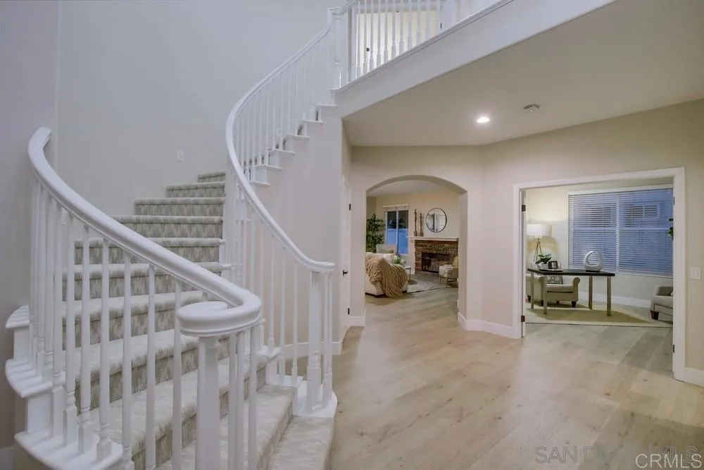 https://cdn.realtyfeed.com/cdn/127/307071119/46fb75ea8c9c9b3d32c76e2f4a273d20.webp