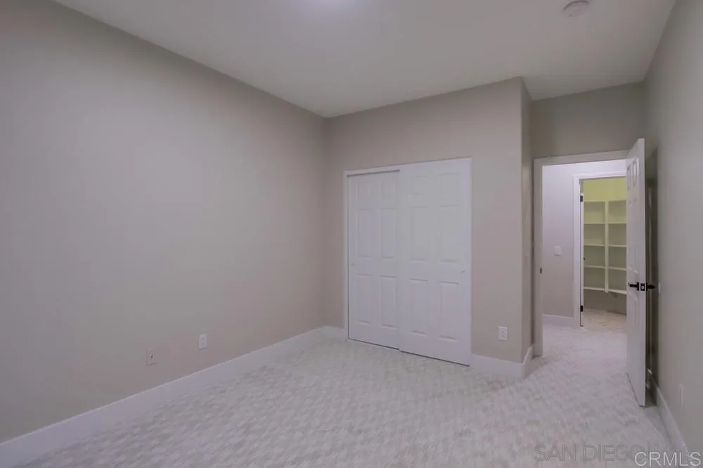 https://cdn.realtyfeed.com/cdn/127/307071119/778700da5b96f694170d46e2f8ab20f4.webp