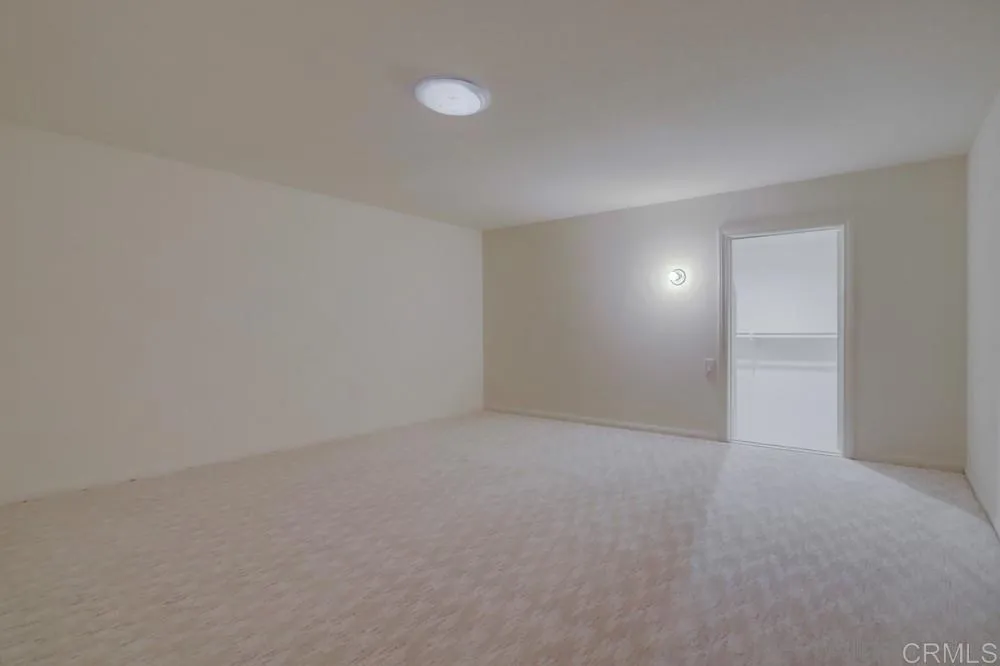 https://cdn.realtyfeed.com/cdn/127/307071119/792b6dbc001987f6e0a1e5769a428a0e.webp