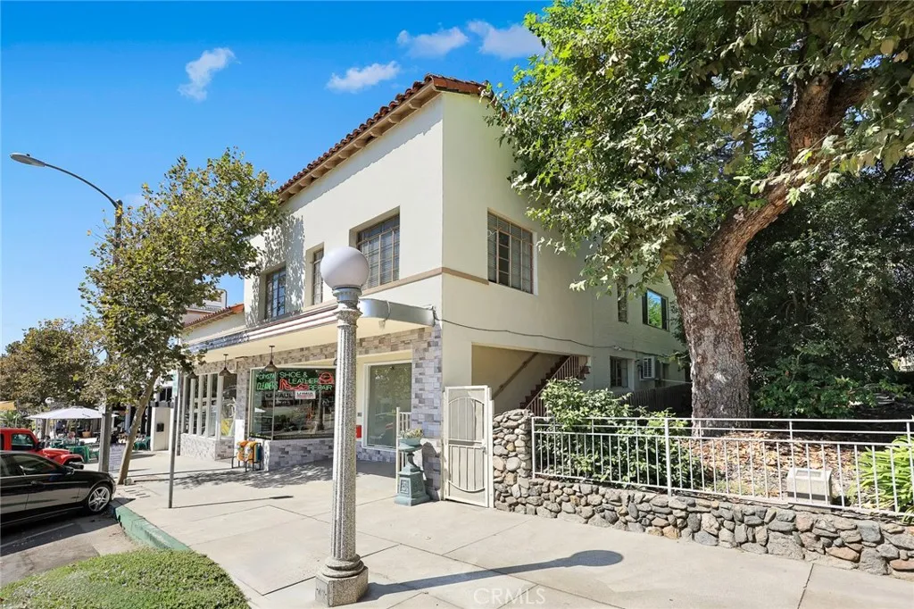 Sierra Madre, CA 91024