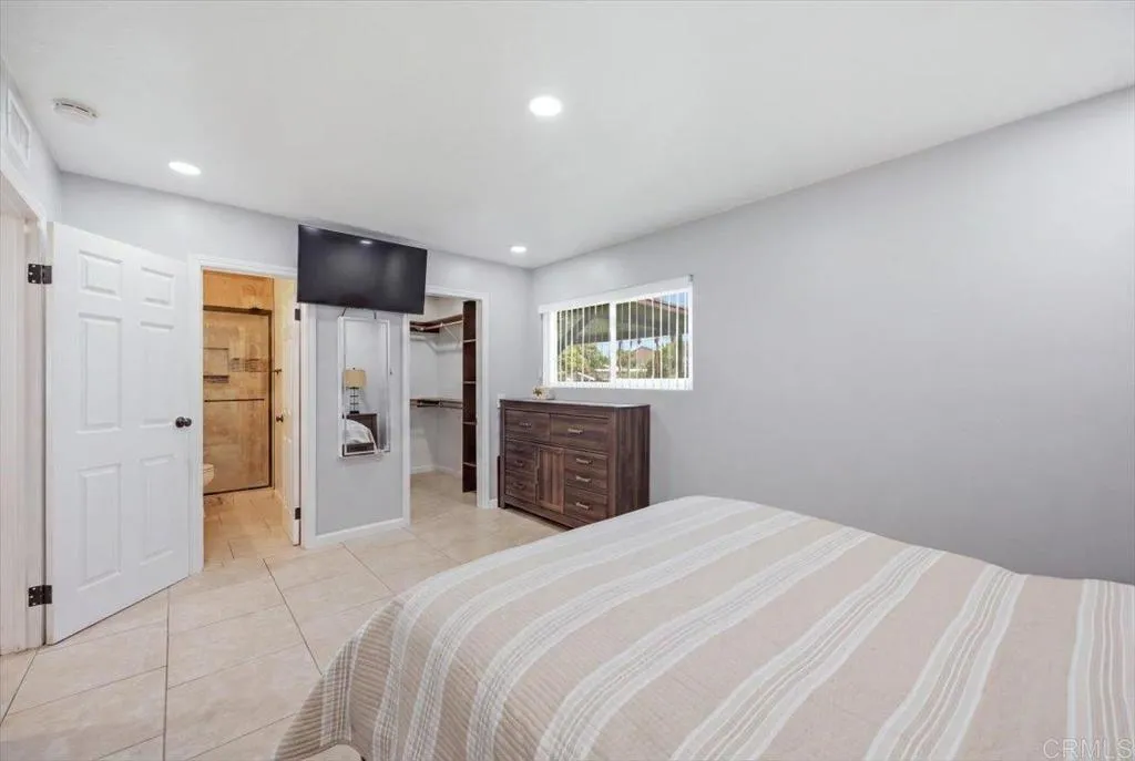 https://cdn.realtyfeed.com/cdn/127/307071313/1dababdaccc2d03d1afc3d4bd862a981.webp