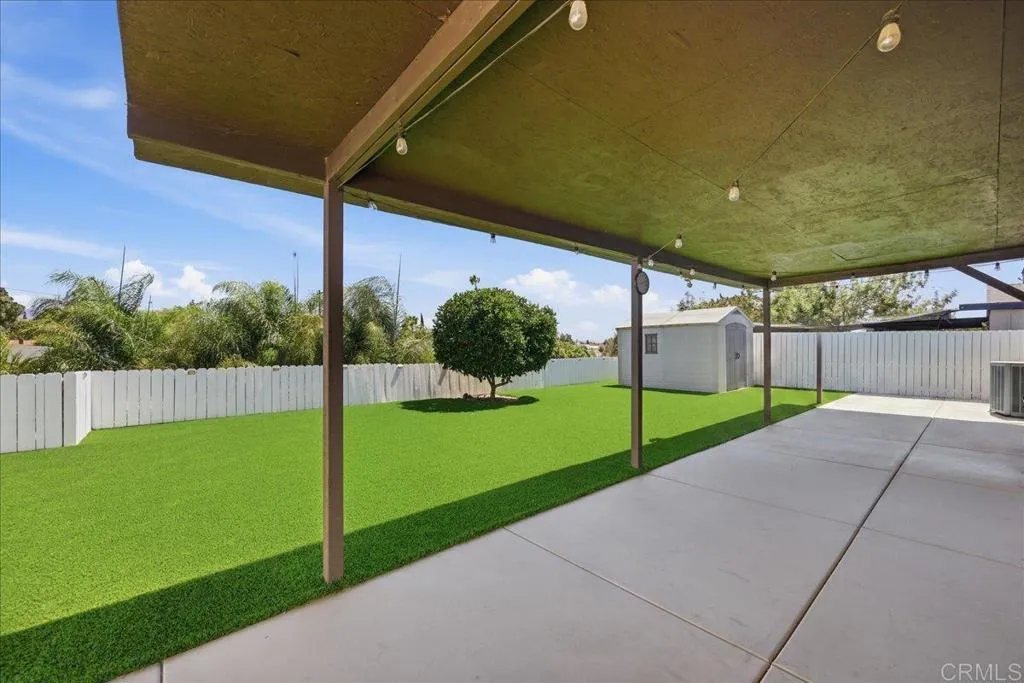 https://cdn.realtyfeed.com/cdn/127/307071313/585766bf91452276d1665b979676fa94.webp