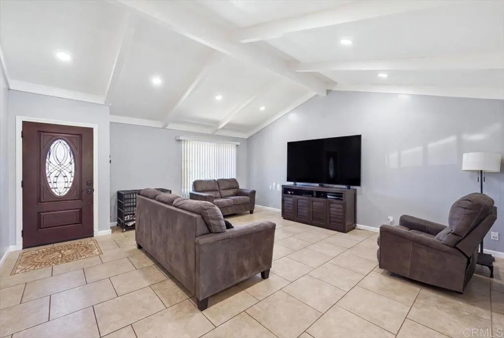 826 El Caminito Rd, Fallbrook, CA 92028 - Photo 3 of 25, Fallbrook, CA