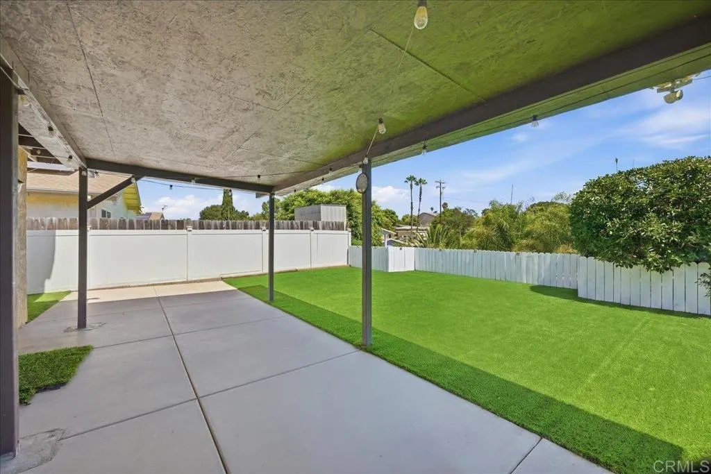 https://cdn.realtyfeed.com/cdn/127/307071313/fcf2ebf6d0ccaa1eb185a3edd15054e6.webp