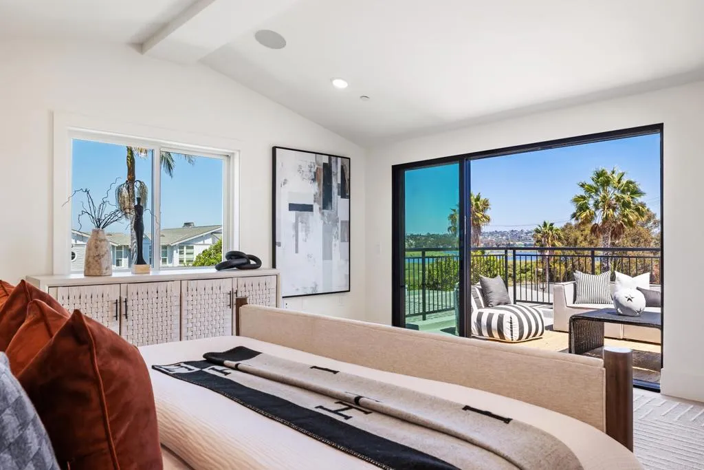 https://cdn.realtyfeed.com/cdn/127/307071318/938098a516695b6cb7029ffa0232f26b.webp