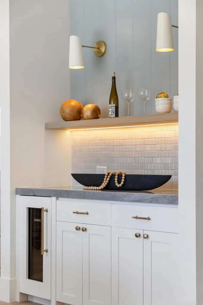 https://cdn.realtyfeed.com/cdn/127/307071318/a0d904938de9db3a6b3a359b1e109894.webp