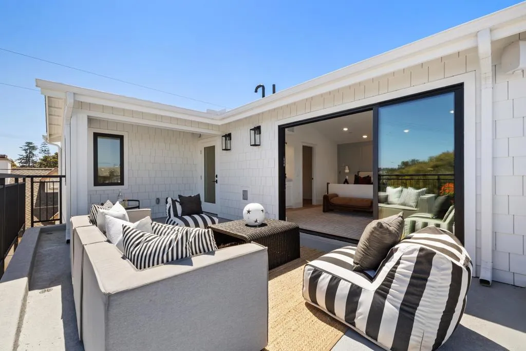 https://cdn.realtyfeed.com/cdn/127/307071318/f7629664d05ba23a2e72b848022235c3.webp