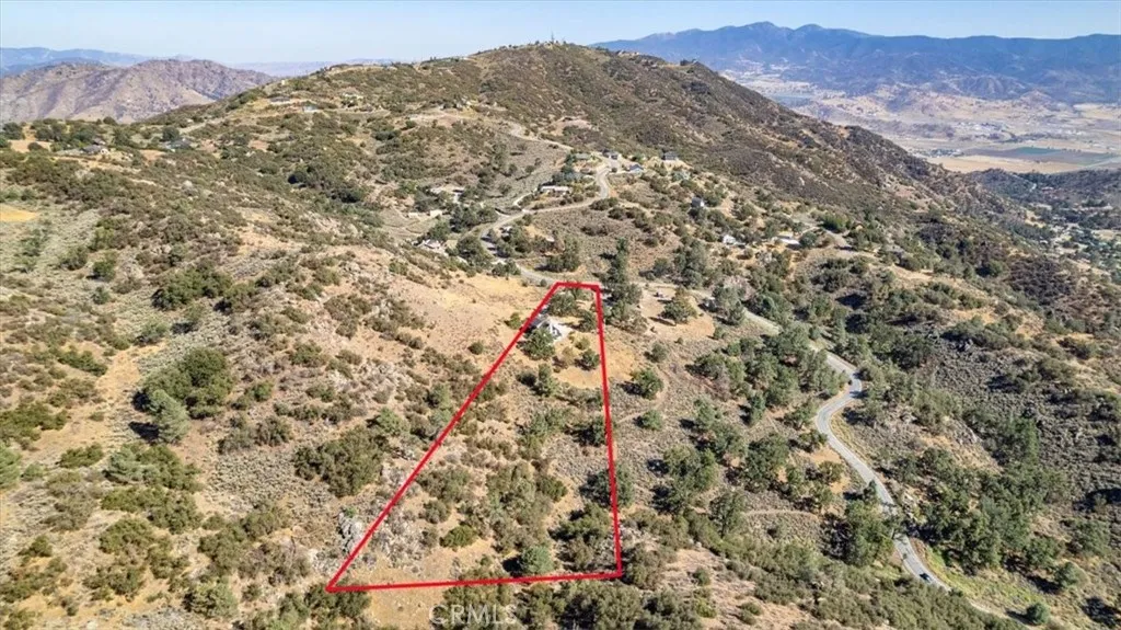 24145 Jacaranda Drive, Tehachapi, CA 93581 - Photo 4 of 75, Tehachapi, CA