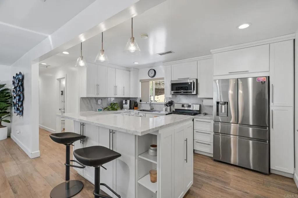 https://cdn.realtyfeed.com/cdn/127/307071391/7a11251b438f2ff581fcdc9771df99dd.webp