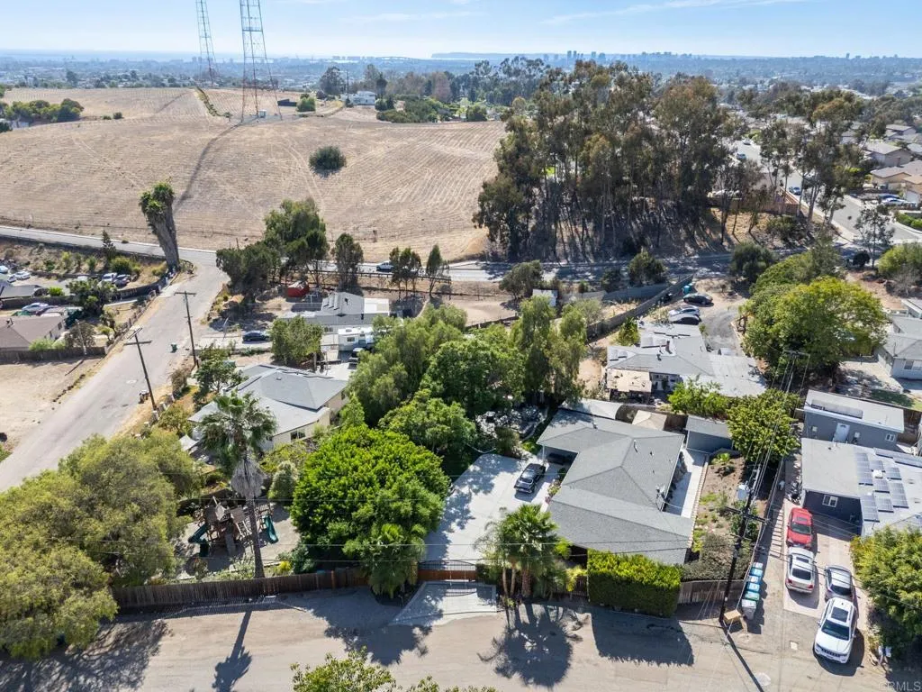 https://cdn.realtyfeed.com/cdn/127/307071391/89efbf898c9f35420d88275ca11acd4d.webp