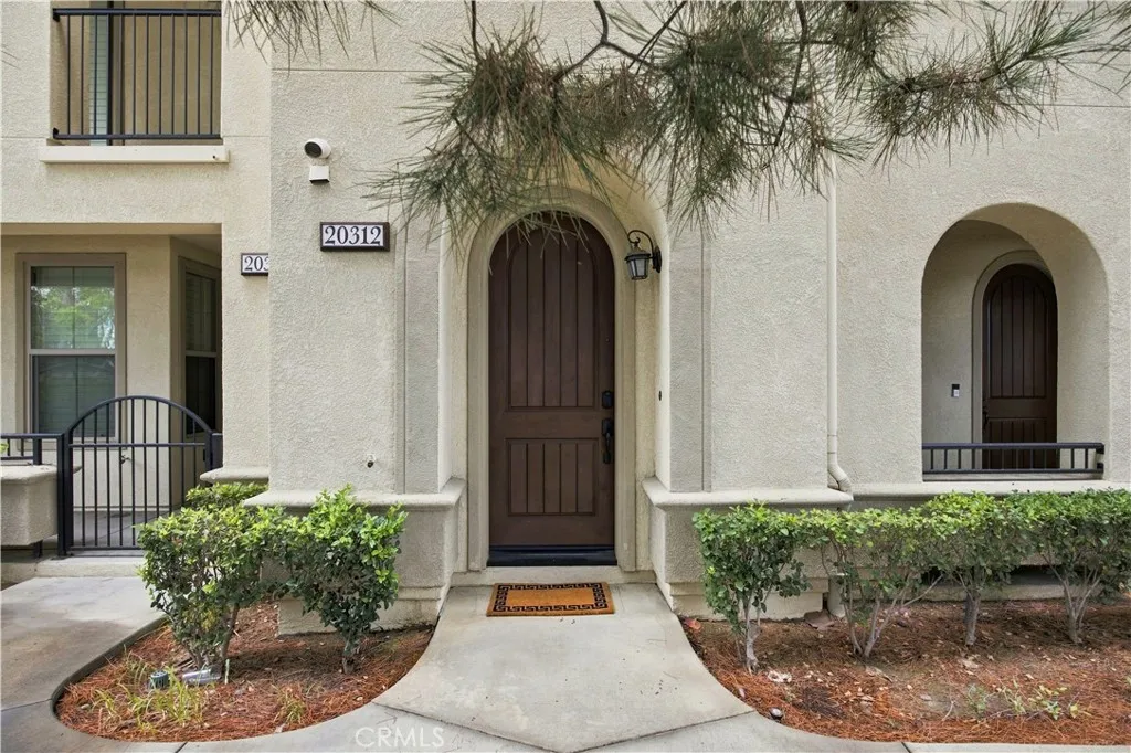 Porter Ranch, CA 91326