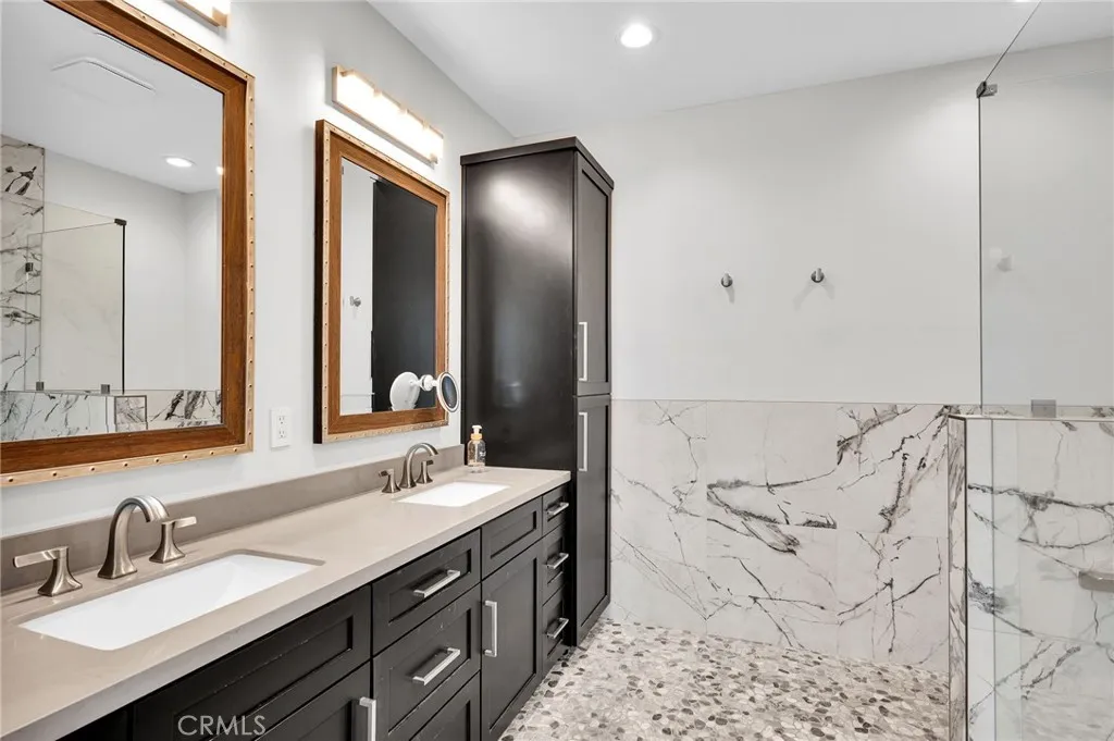 https://cdn.realtyfeed.com/cdn/127/307071511/5ea35c10285cb07559cfa0ba325271c2.webp