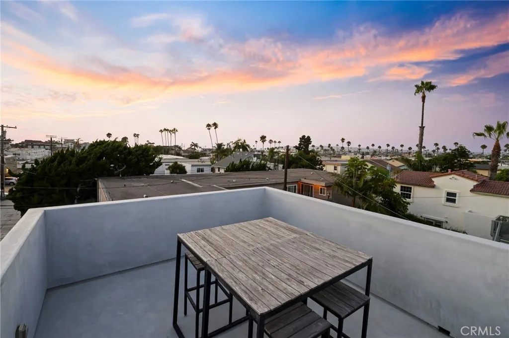 https://cdn.realtyfeed.com/cdn/127/307071511/a63ecc710a345a0db1a811ec75d1ec17.webp