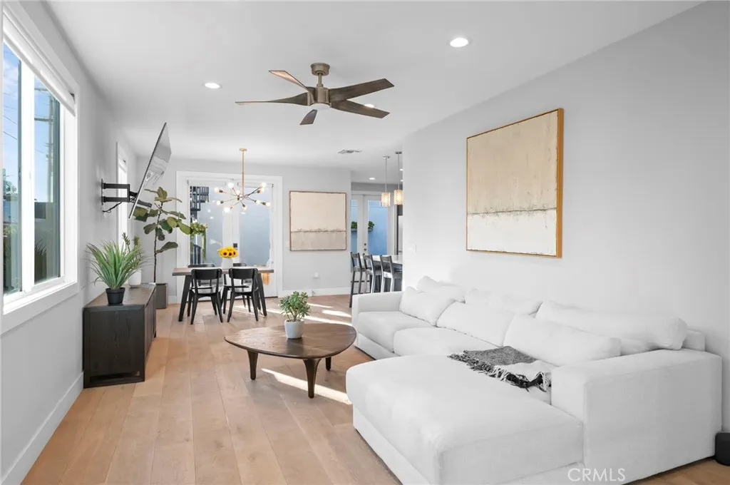 1776 Cable Street, San Diego, CA 92107 - Photo 5 of 51, San Diego, CA