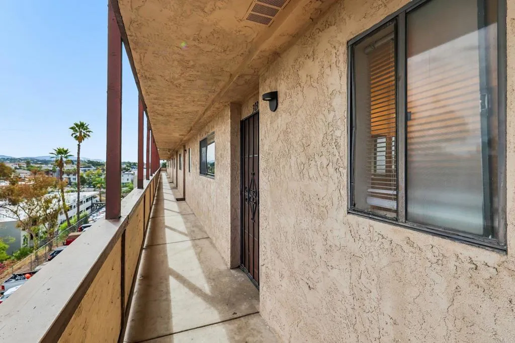 https://cdn.realtyfeed.com/cdn/127/307071542/b5c6e245153ecbbbea0099e314691361.webp