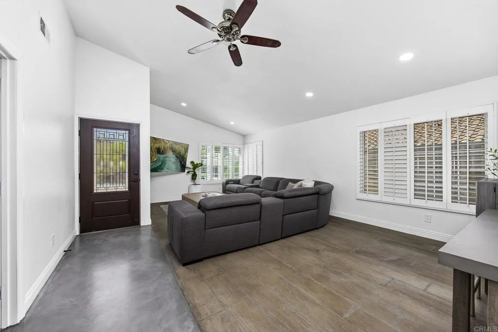 https://cdn.realtyfeed.com/cdn/127/307071555/06a2846a3ec15ea52dfe8ce98fe79a80.webp