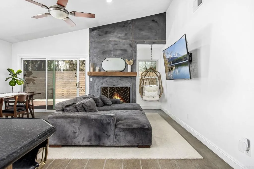 https://cdn.realtyfeed.com/cdn/127/307071555/c585dcc6a030df5ee36e04558d353c52.webp