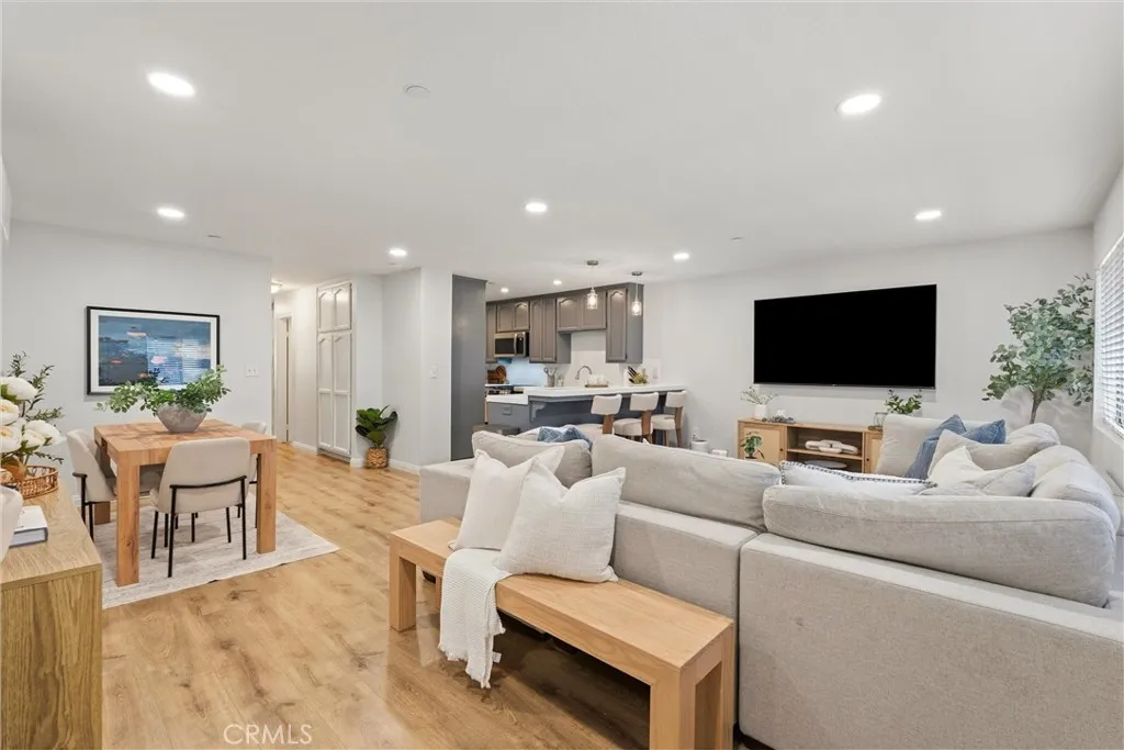 17200 Newhope