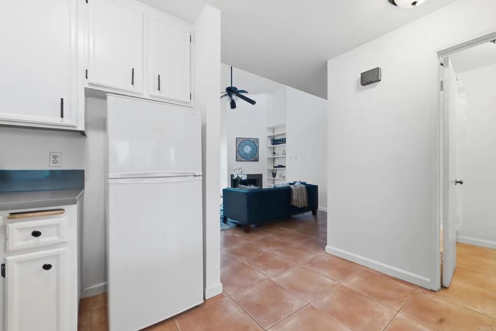 https://cdn.realtyfeed.com/cdn/127/307071803/51df25c52be60a0012581901cb47197d.webp