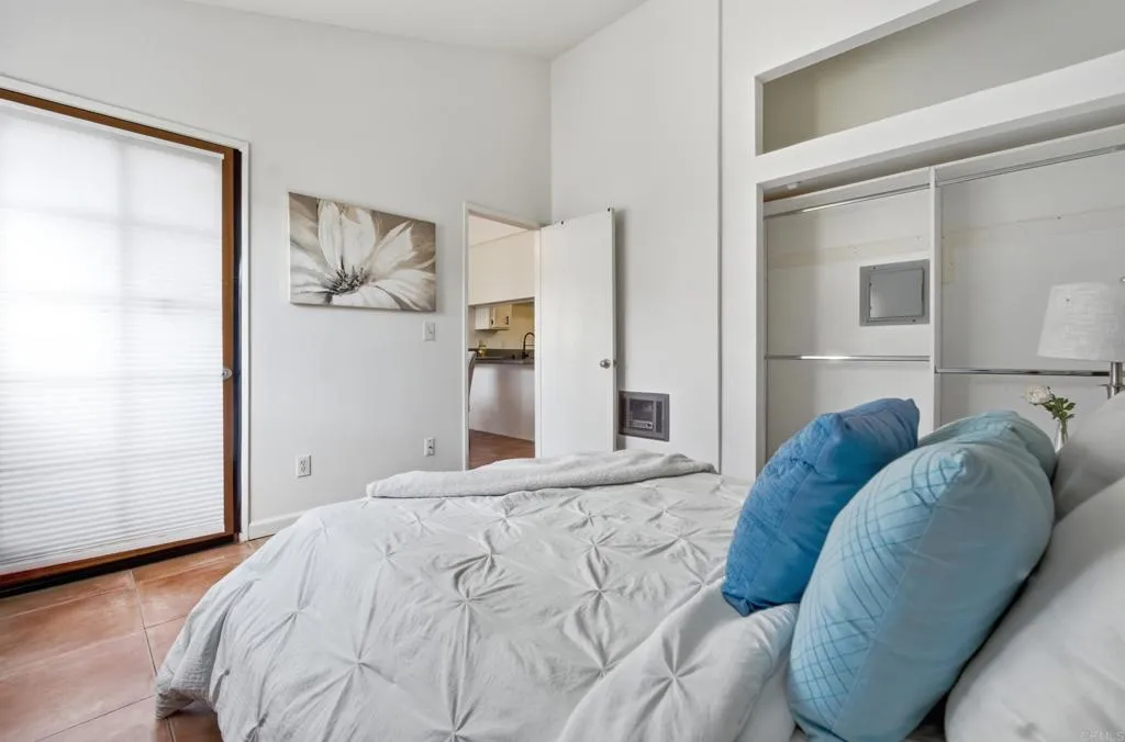 https://cdn.realtyfeed.com/cdn/127/307071803/e3ad2eac951fc9829ae666014a0ebb15.webp
