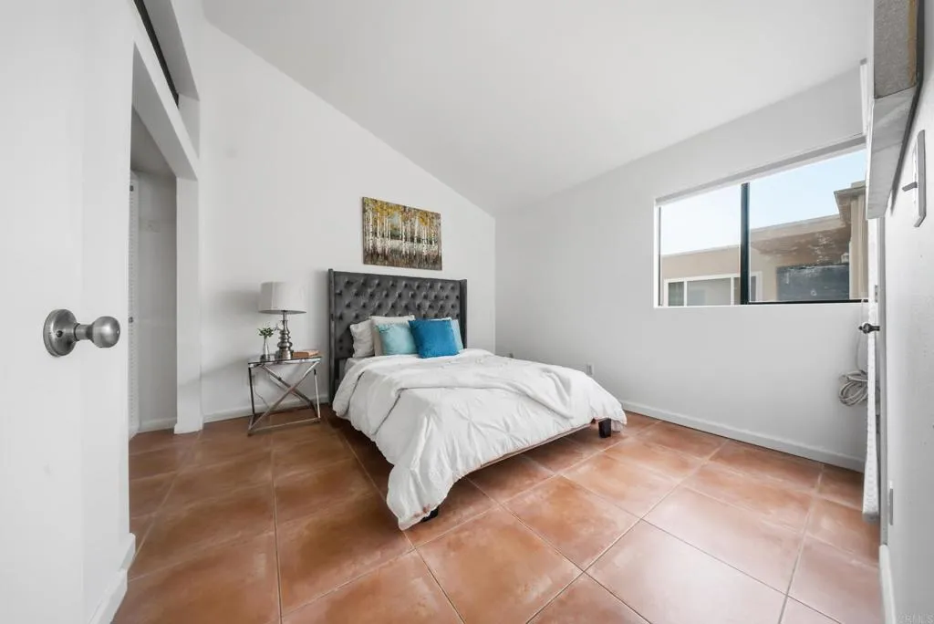 https://cdn.realtyfeed.com/cdn/127/307071803/ea24a9002cc89237d03b02ba2c6c19da.webp