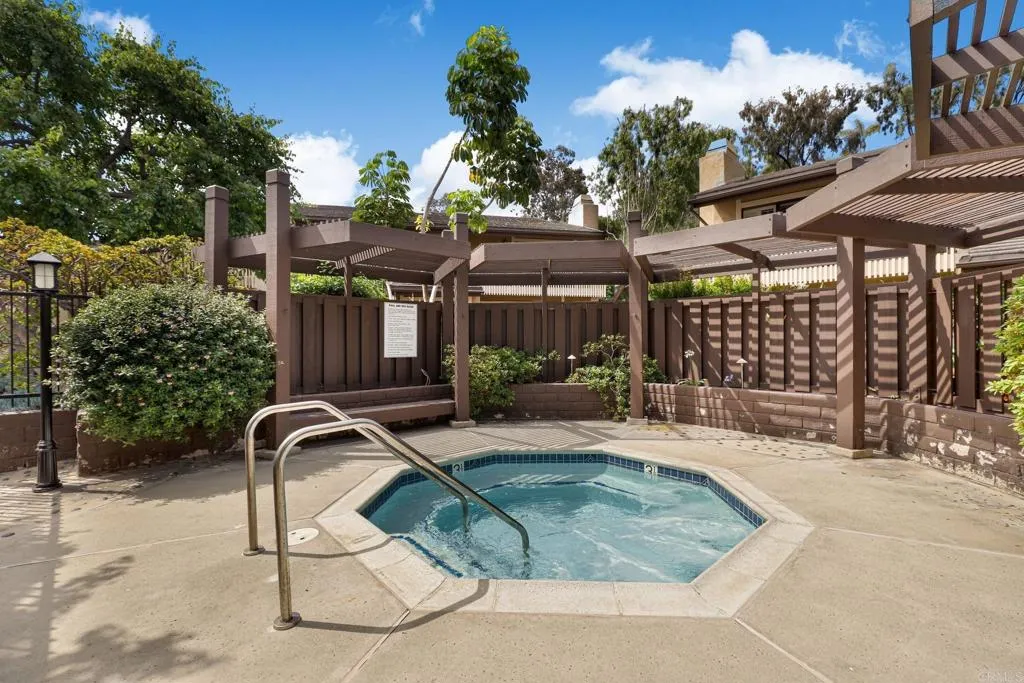 https://cdn.realtyfeed.com/cdn/127/307071823/a466ae91cdfedbf823a503299897d157.webp