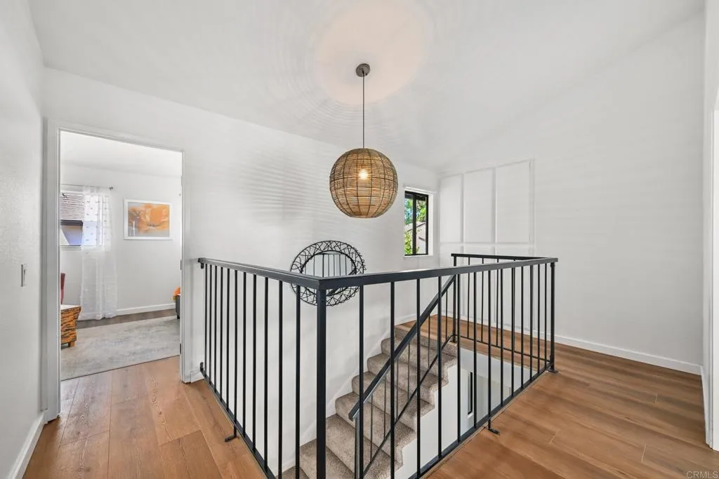 https://cdn.realtyfeed.com/cdn/127/307071823/fe5f68bd259f849c17bdb16737b690fb.webp