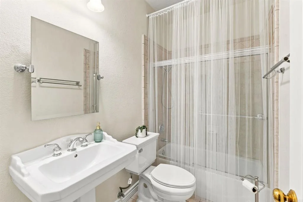 https://cdn.realtyfeed.com/cdn/127/307071826/c816cecdcfdc741476f914fca9164098.webp
