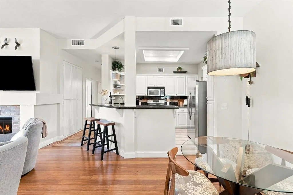 https://cdn.realtyfeed.com/cdn/127/307071826/ea0f69fb9c39e745b66bba3375f96bc2.webp