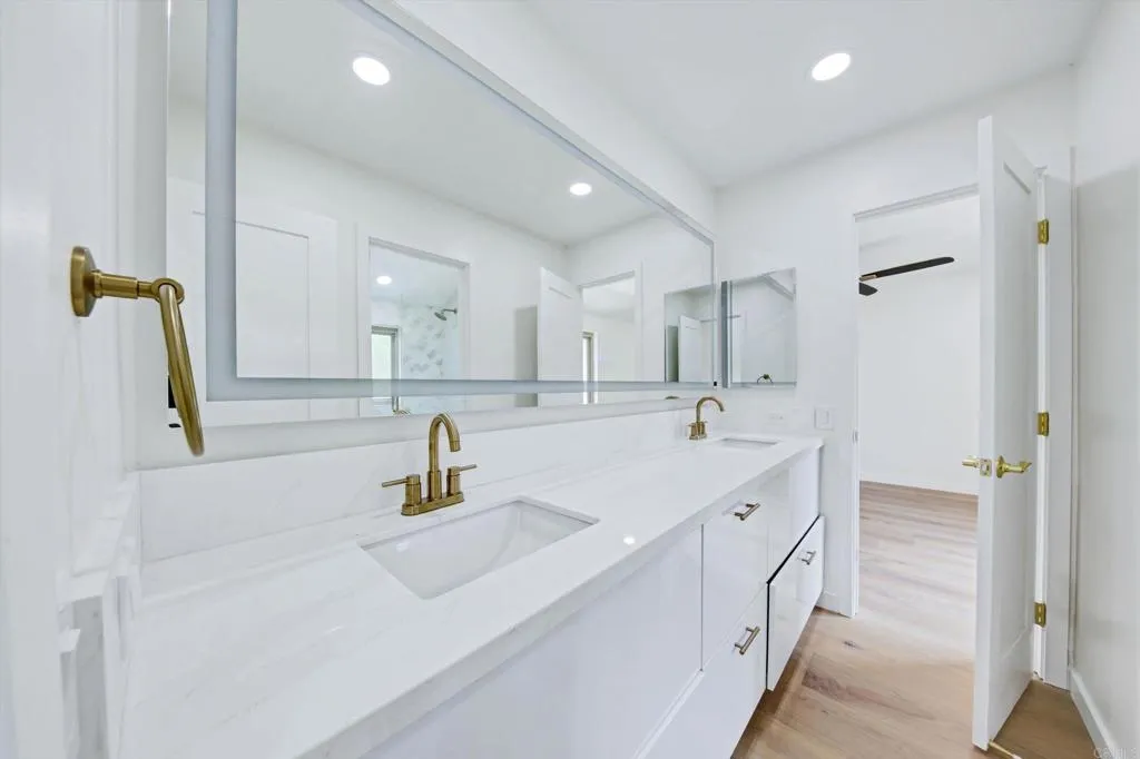 https://cdn.realtyfeed.com/cdn/127/307071864/20a9238ad01306c101caf50d6871251e.webp