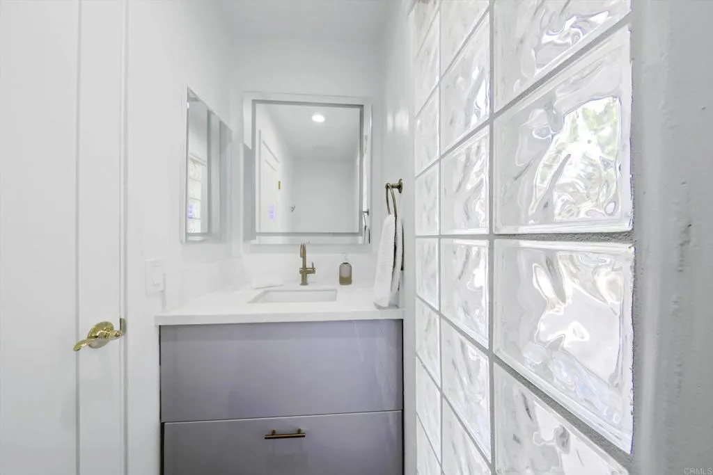 https://cdn.realtyfeed.com/cdn/127/307071864/3de603eb8a0eb392195eacf4032ee4cc.webp