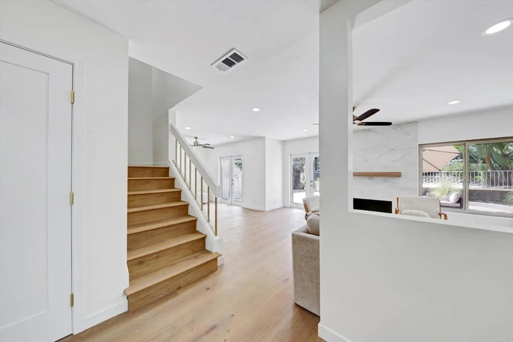 https://cdn.realtyfeed.com/cdn/127/307071864/4eeca32b8e6f1e87cd9dfa58dfa1dc2e.webp