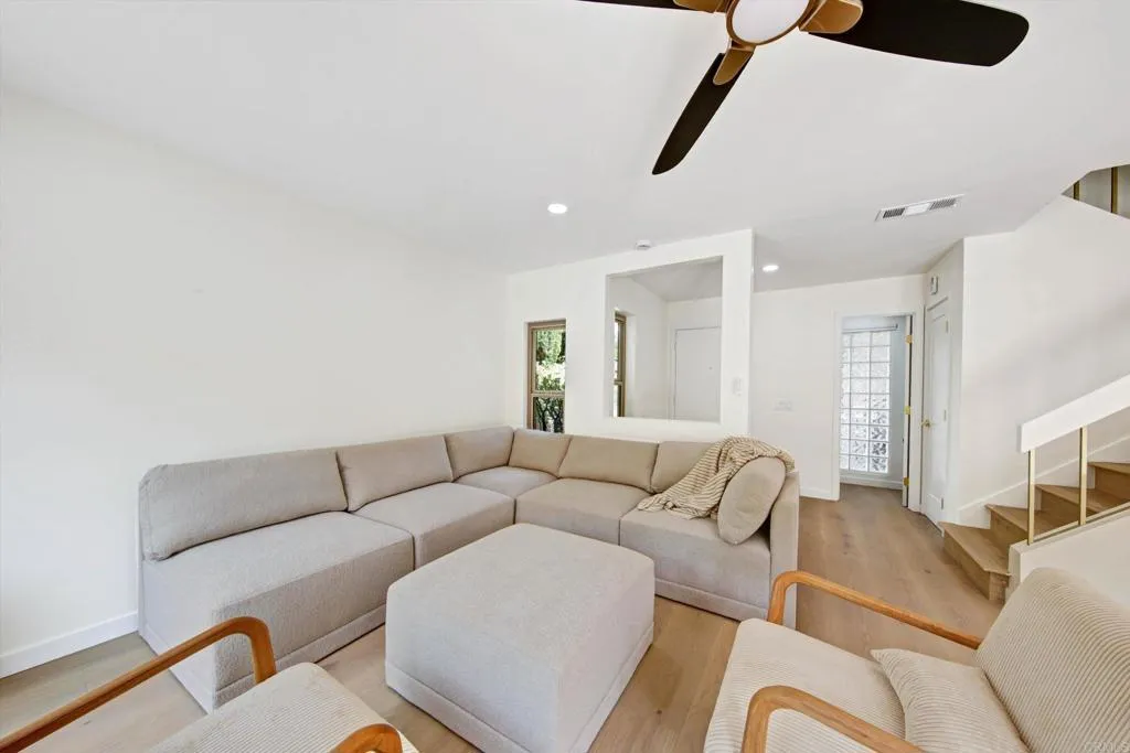 https://cdn.realtyfeed.com/cdn/127/307071864/53b8abaf4e8bad62cc70efcb3bd54acf.webp