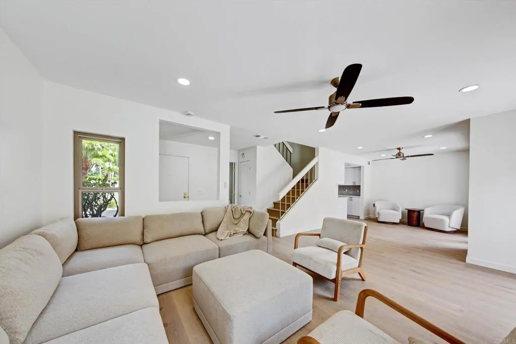 https://cdn.realtyfeed.com/cdn/127/307071864/851200f34bf06e4d663a15469da2dc57.webp