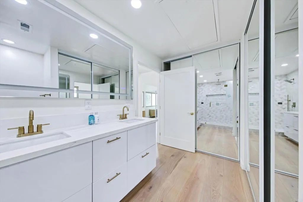 https://cdn.realtyfeed.com/cdn/127/307071864/aa44ad7f8c1762f675e702cf29f197e2.webp