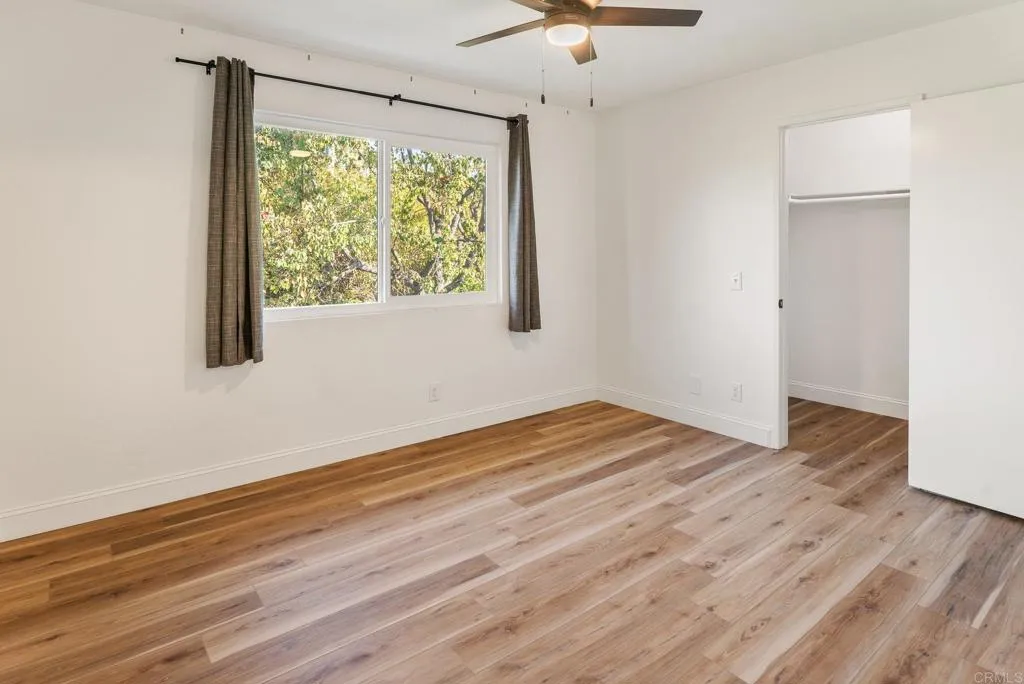 https://cdn.realtyfeed.com/cdn/127/307071866/65ba2dce2d7c7c05bfef48d2e81434f9.webp