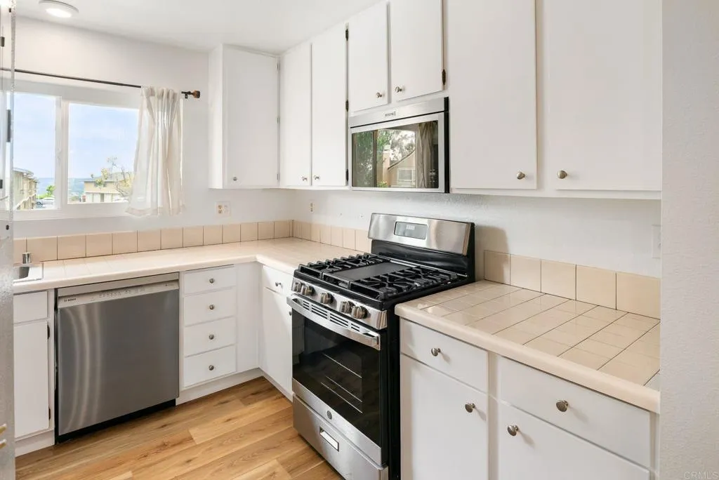 https://cdn.realtyfeed.com/cdn/127/307071866/66bc9fb69911dcdee0d70542e27d34de.webp