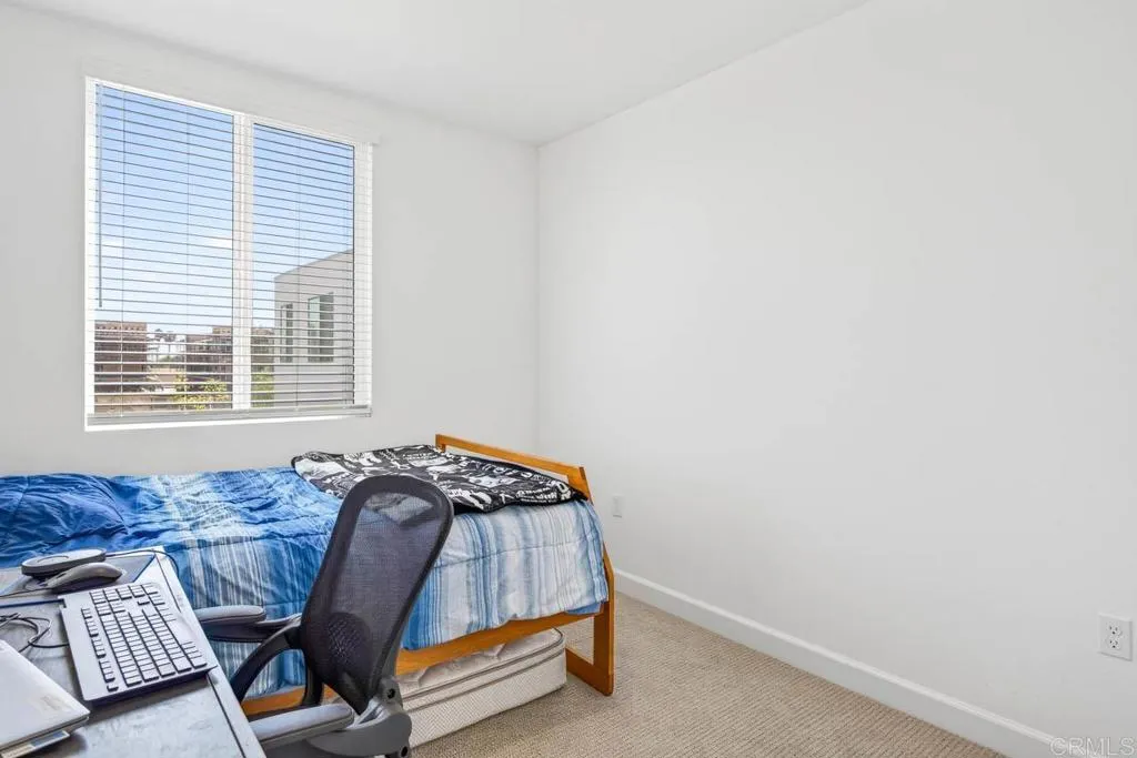 https://cdn.realtyfeed.com/cdn/127/307071885/1d19181f250b1dc51d36599fe267a868.webp