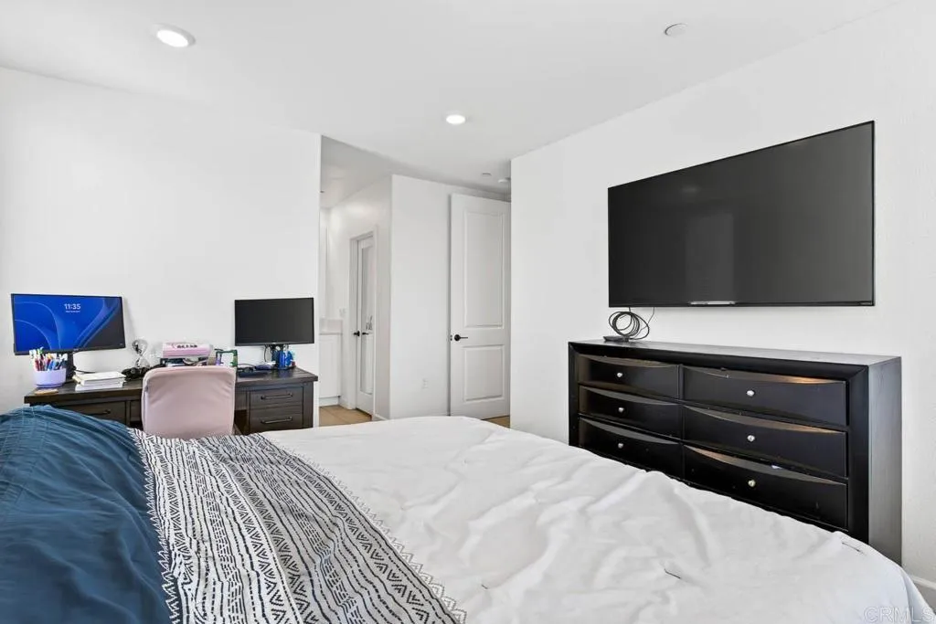 https://cdn.realtyfeed.com/cdn/127/307071885/42f4528d60511e9b4e4c937917db2e9b.webp