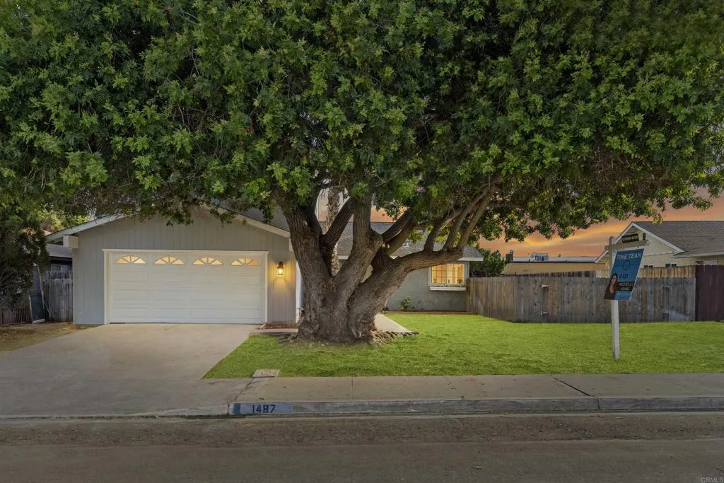 https://cdn.realtyfeed.com/cdn/127/307071940/2cfbfe3cee9571aac2e88a9d769bbe05.webp