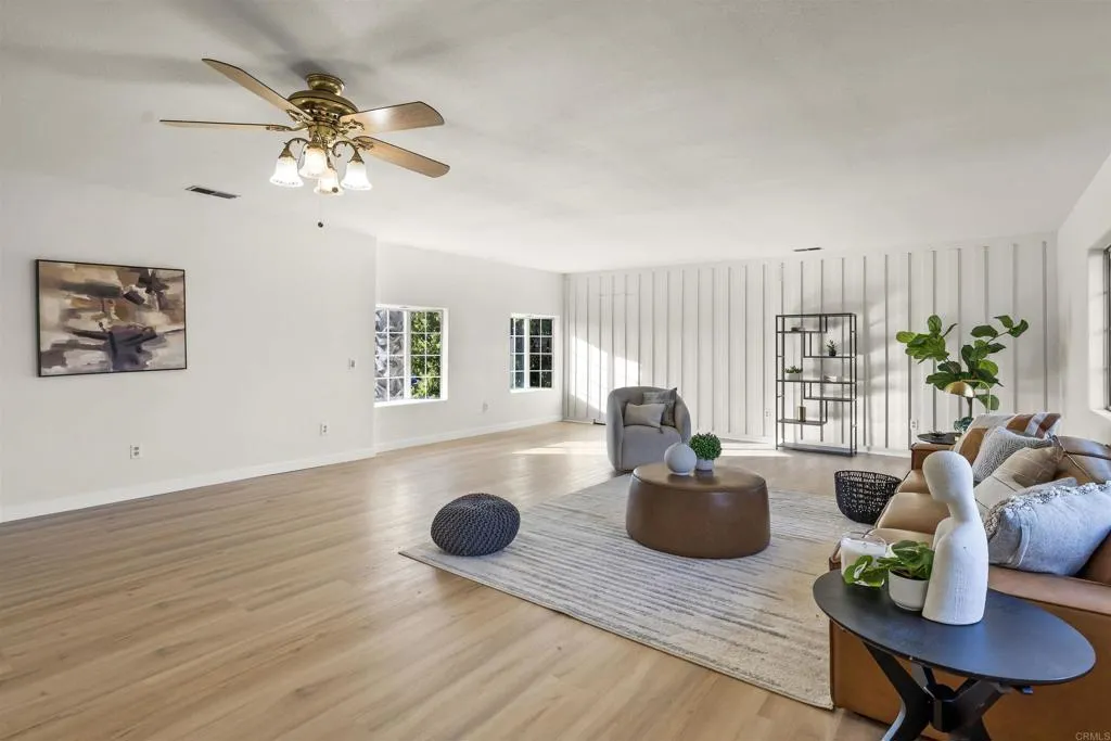 https://cdn.realtyfeed.com/cdn/127/307071940/48fe81e22c87e2c07a77be364bcf7d0d.webp