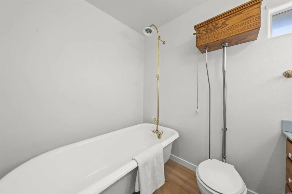 https://cdn.realtyfeed.com/cdn/127/307071940/e93aedd03393b6592d41e257efeeb6ec.webp