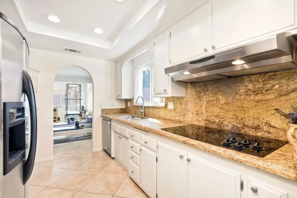 https://cdn.realtyfeed.com/cdn/127/307071944/3fb8913b72ba14cabf2c9ae63e2b9795.webp