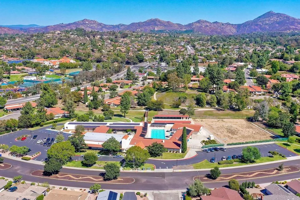 https://cdn.realtyfeed.com/cdn/127/307071944/a6eae88a5f0412f5d9efaa76bb35d461.webp