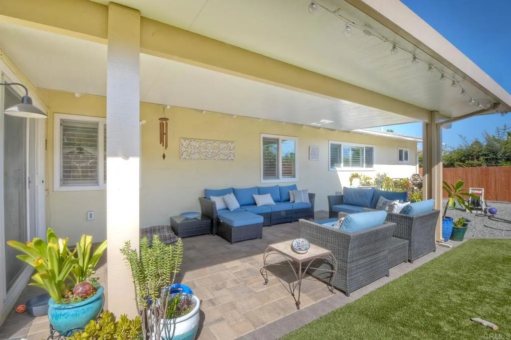 https://cdn.realtyfeed.com/cdn/127/307071944/ebe6a882acdf5e76bfa6d5cbfd7bc365.webp