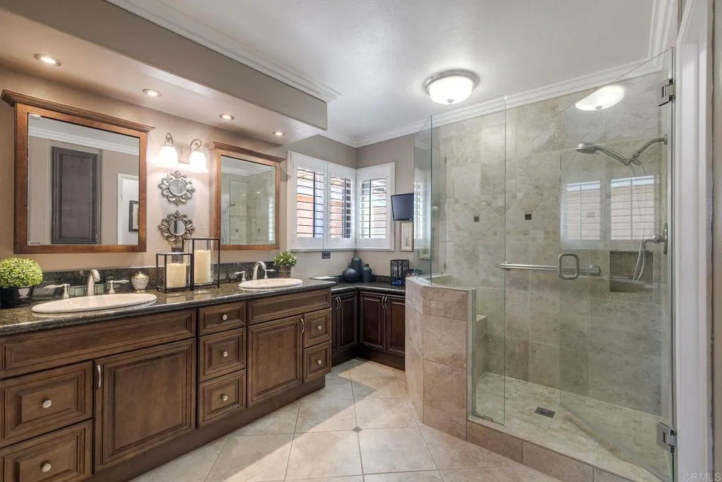 https://cdn.realtyfeed.com/cdn/127/307071947/43e1ebf88ec190bbd6405ce88a00cd89.webp