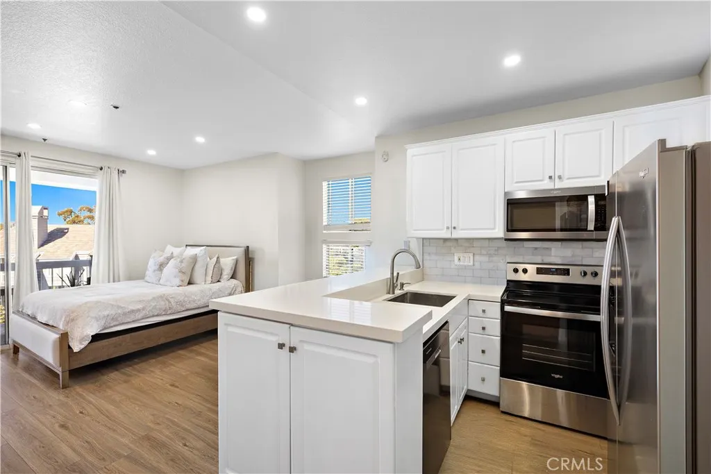 20301 Bluffside Unit 313