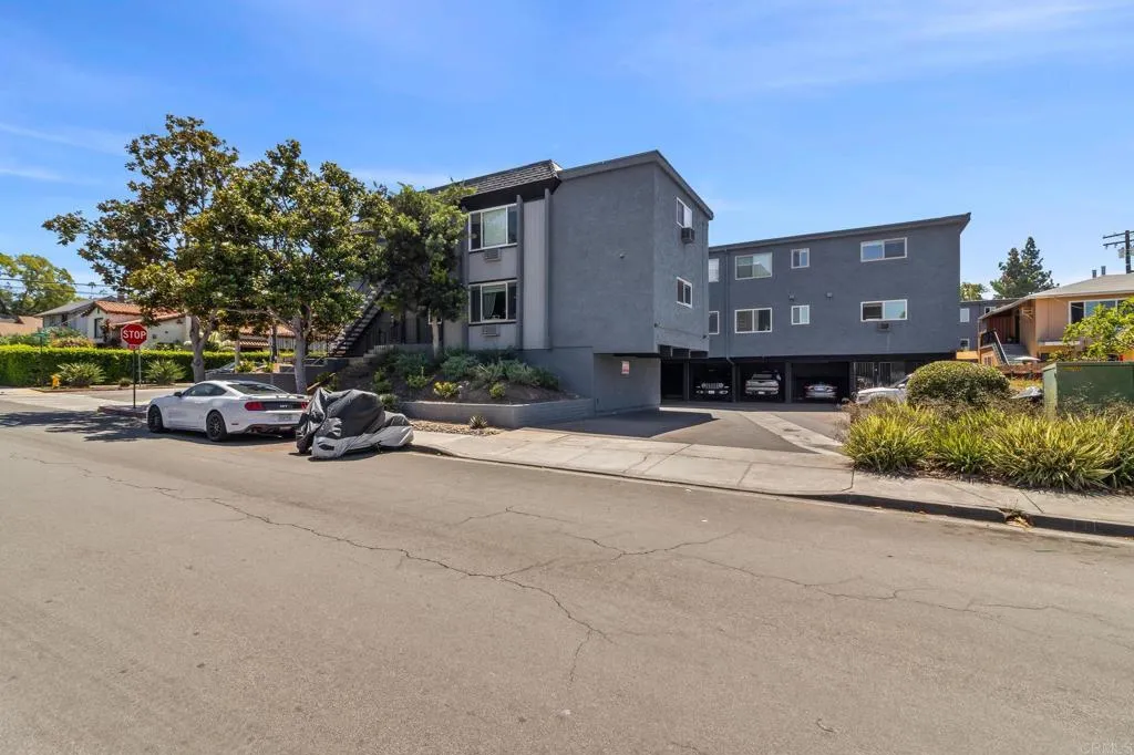 https://cdn.realtyfeed.com/cdn/127/307072027/10f8f5442987989426c8d88d2695ac08.webp