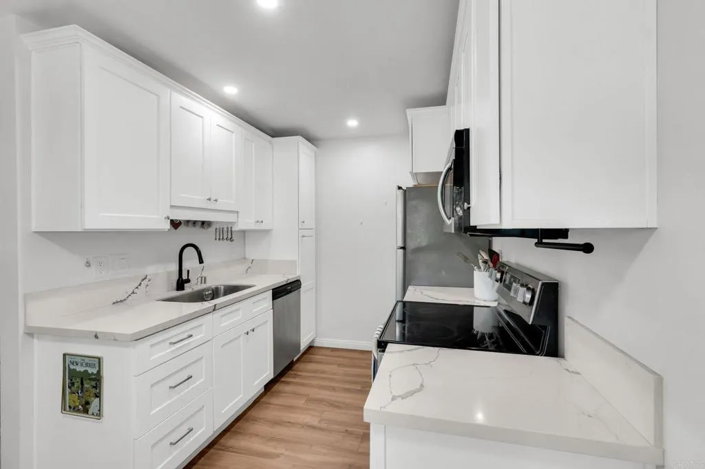 https://cdn.realtyfeed.com/cdn/127/307072027/81cd6238dc5c6372c66474b5931c0bc2.webp